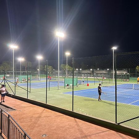 Piso Con Ac, Piscina Y Pista De Padel Y Tenis En Агілас Екстер'єр фото